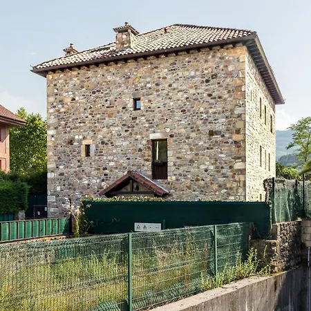 Casa Torre De Guriezo Prázdninový dům El Puente (Cantabria)