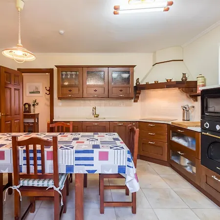 Prázdninový dům Casa Torre De Guriezo *